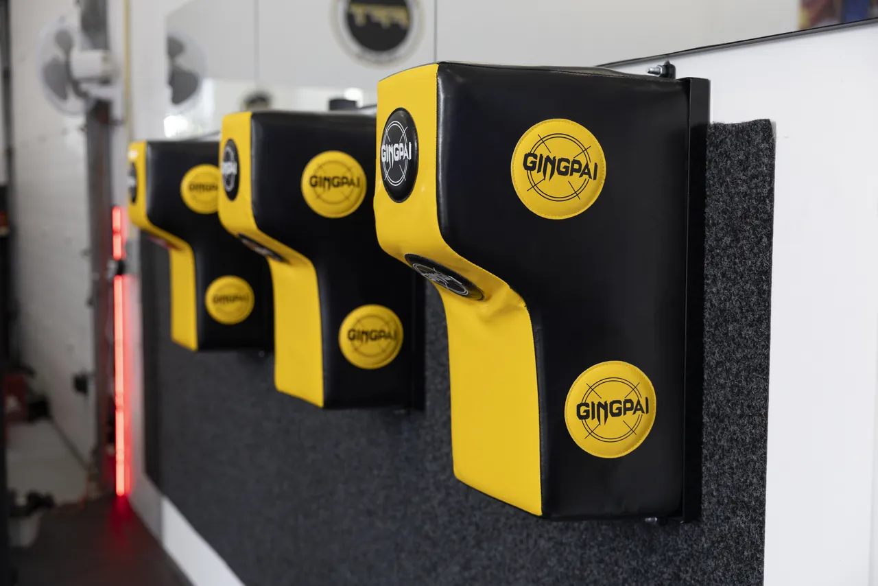 Kickpads en trainingsmateriaal bij Fightclub Future Talents